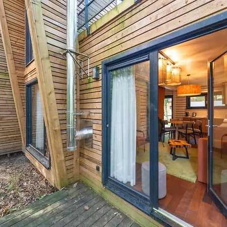 펜션 Cozy Woodland Retreat Antoing