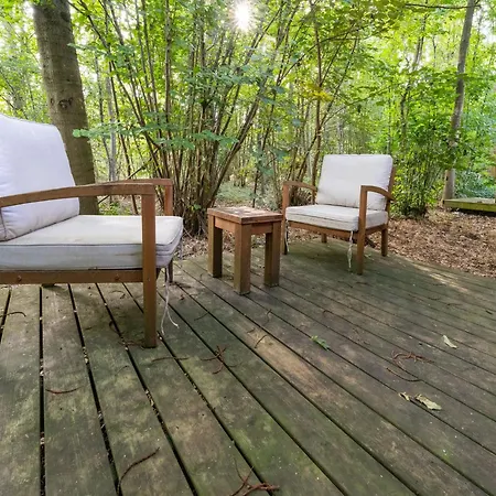Cozy Woodland Retreat * Antoing